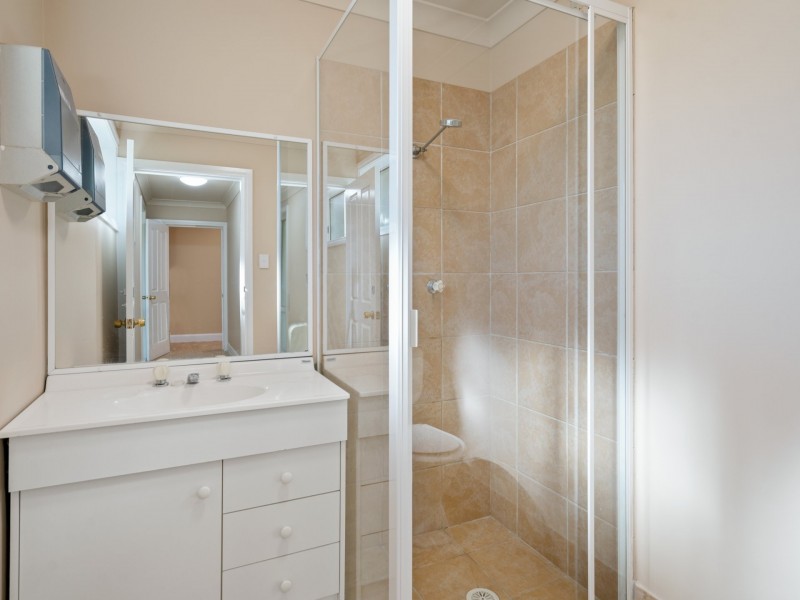 Glasshouse 1/79 Kings Road, Cooranbong NSW 2265