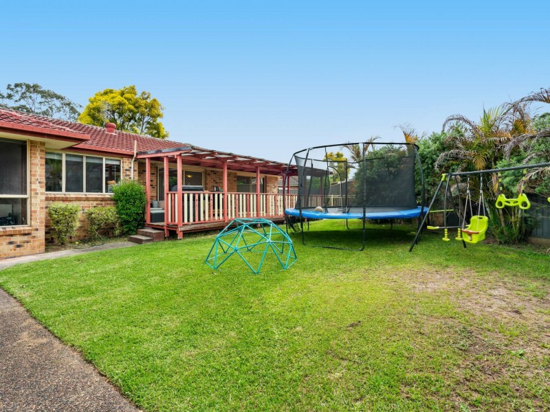 4 Rousseau Place, Cooranbong NSW 2265