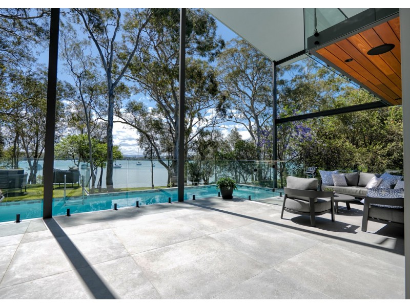 63 Vales Road, Mannering Park NSW 2259