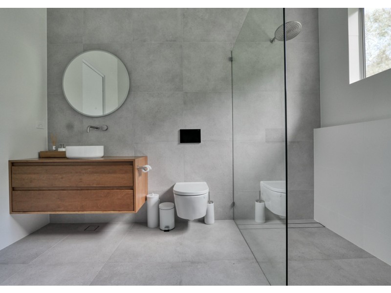 63 Vales Road, Mannering Park NSW 2259