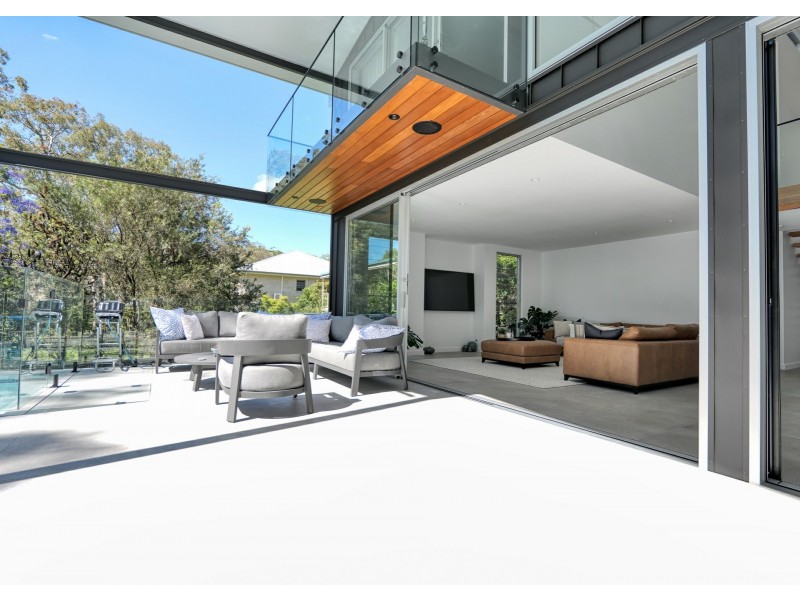 63 Vales Road, Mannering Park NSW 2259