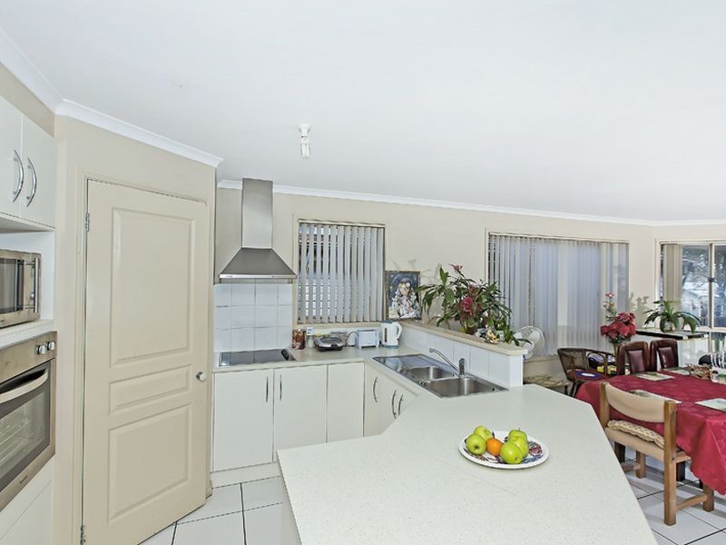 10 Station Street, Bonnells Bay NSW 2264