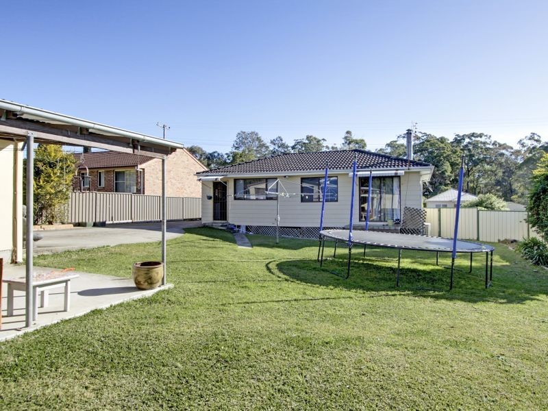 9 Crawford Rd, Cooranbong NSW 2265