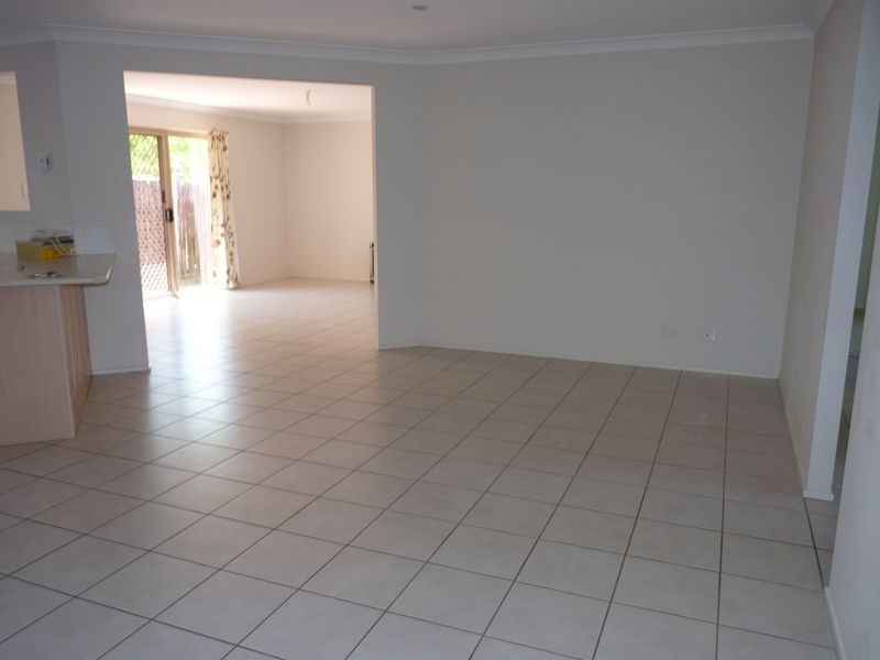 19 Avondale Rd, Cooranbong NSW 2265