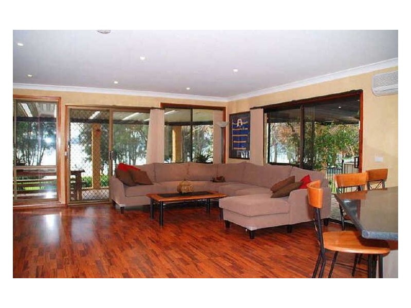13 Balcolyn Street, Balcolyn NSW 2264