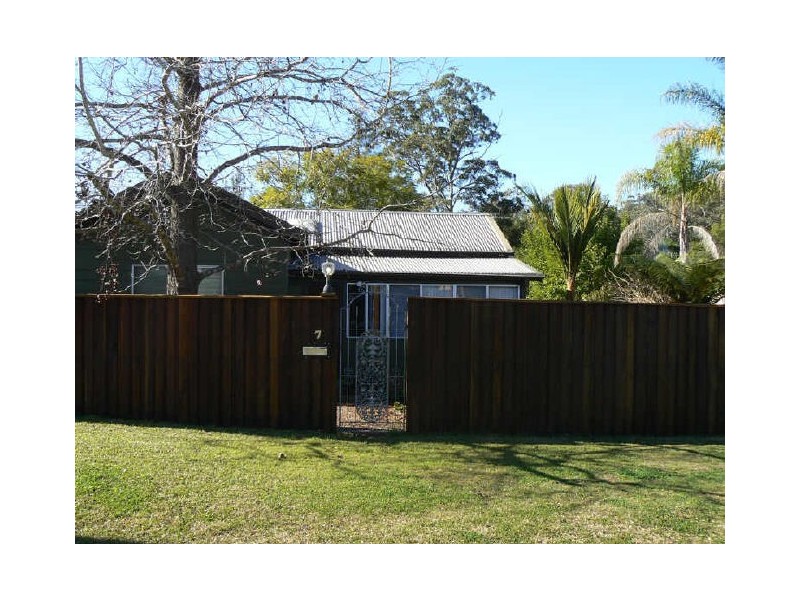 7 Avondale Road, Cooranbong NSW 2265