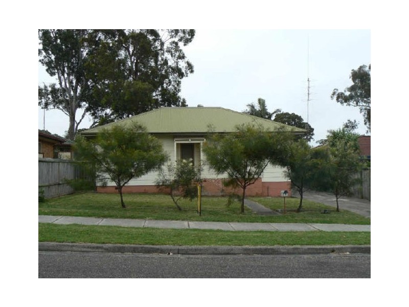 6 Cheryl Street, Mannering Park NSW 2259