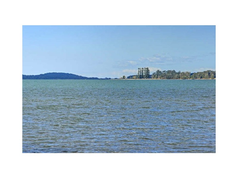 90 Stingaree Point Drive, Dora Creek NSW 2264