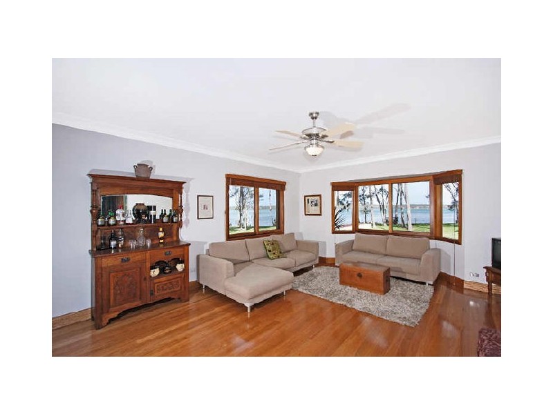90 Stingaree Point Drive, Dora Creek NSW 2264