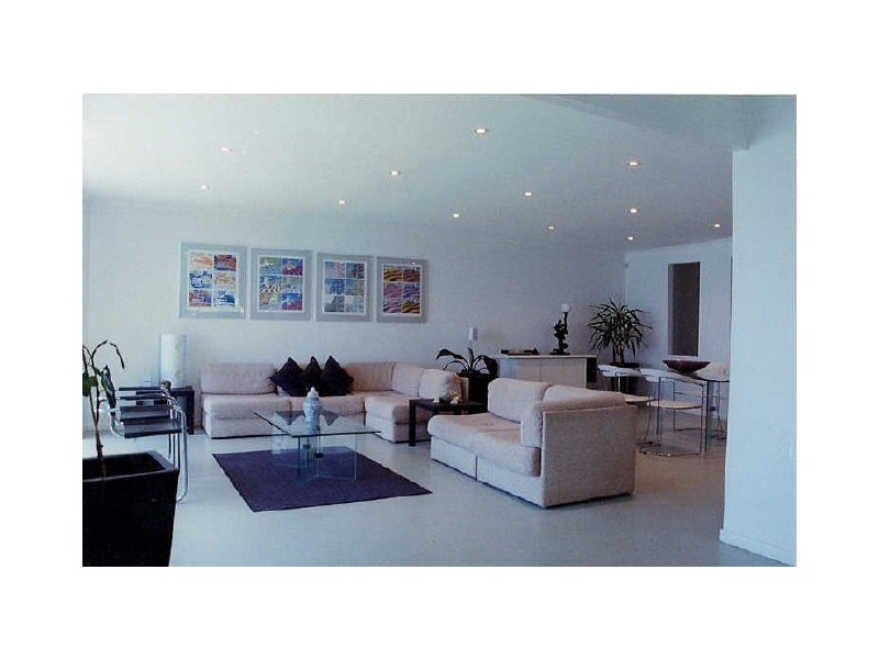 211 Grand Parade, Bonnells Bay NSW 2264