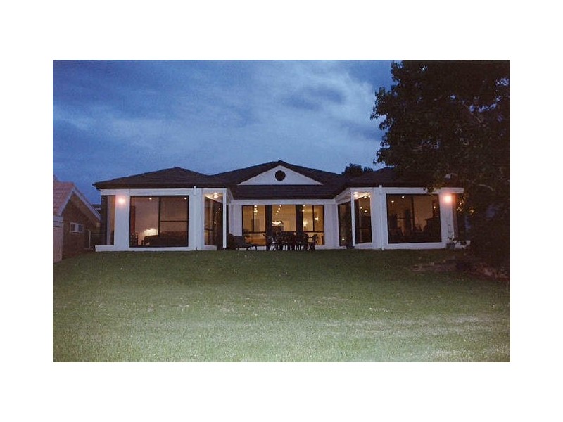 211 Grand Parade, Bonnells Bay NSW 2264