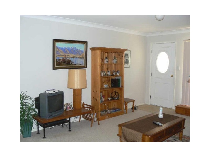 1 & 2/10 Hervey Street, Windermere Park NSW 2264