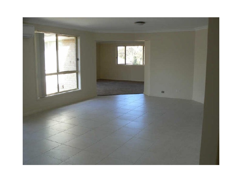 2/42 Beauty Point Road, Morisset NSW 2264