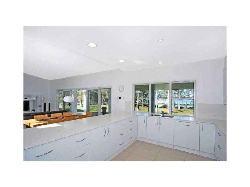 98 Stingaree Point Drive, Dora Creek NSW 2264