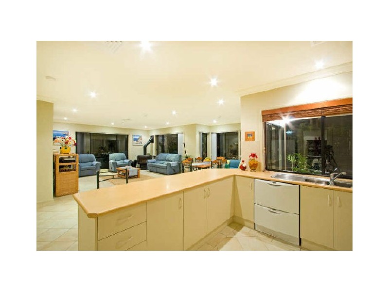 122 Kullaroo Road, Summerland Point NSW 2259