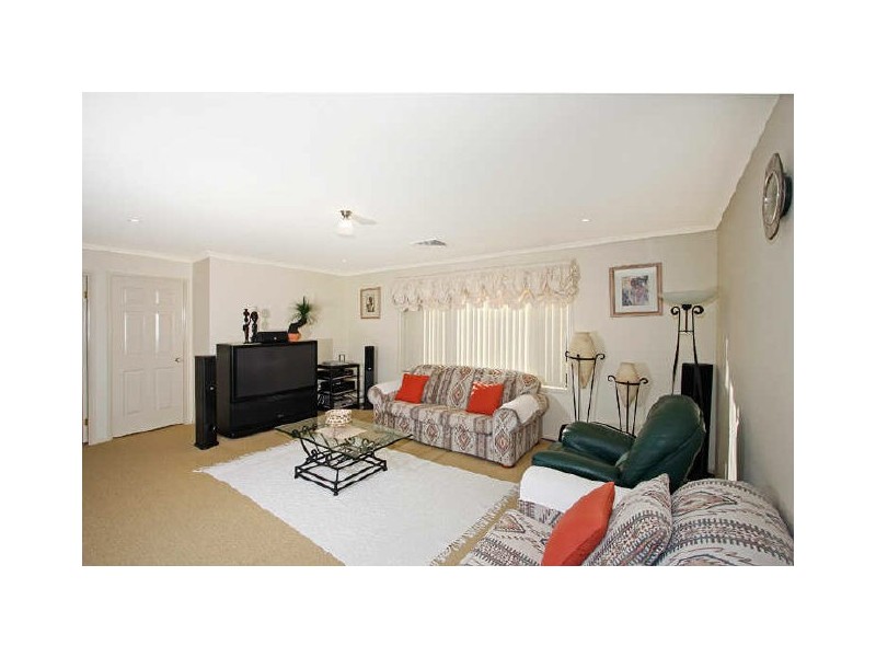 122 Kullaroo Road, Summerland Point NSW 2259