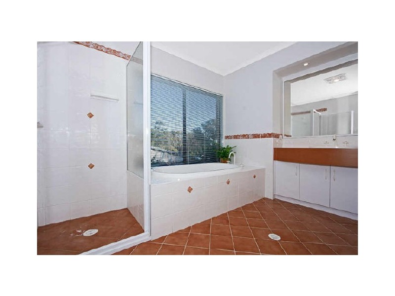122 Kullaroo Road, Summerland Point NSW 2259