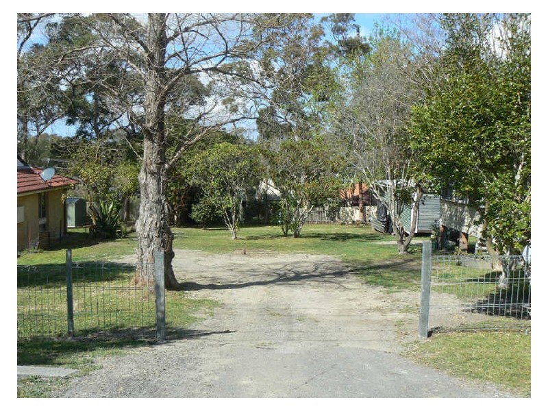 34 Churchill Crescent, Windermere Park NSW 2264