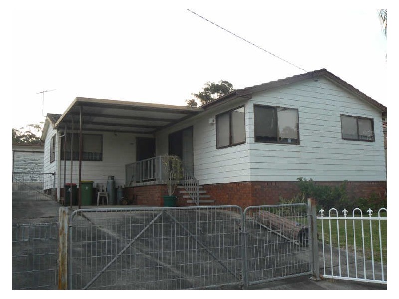 39 Anembo Avenue, Summerland Point NSW 2259