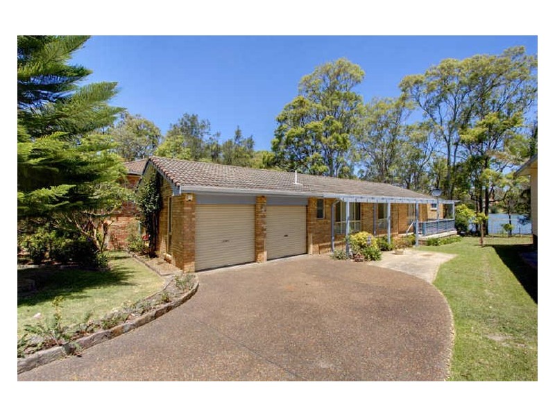 12 Rhodes Parade, Windermere Park NSW 2264