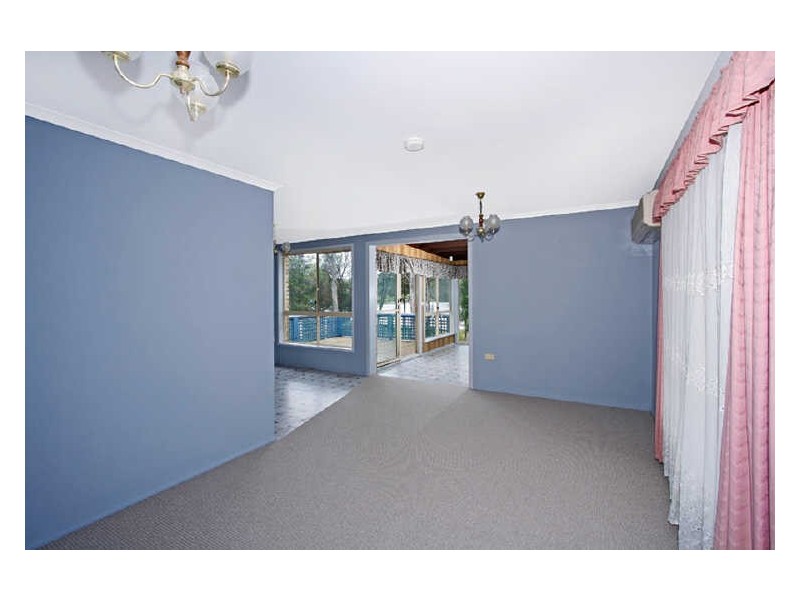 12 Rhodes Parade, Windermere Park NSW 2264