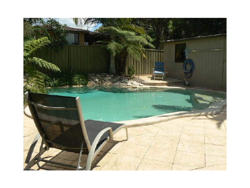 12 Dandaraga Road, Brightwaters NSW 2264