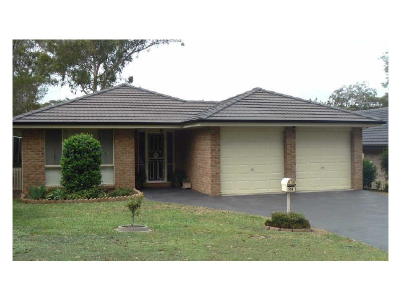 24 Wood Street, Bonnells Bay NSW 2264