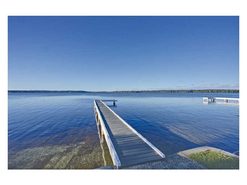 18A Scott Road, Mannering Park NSW 2259