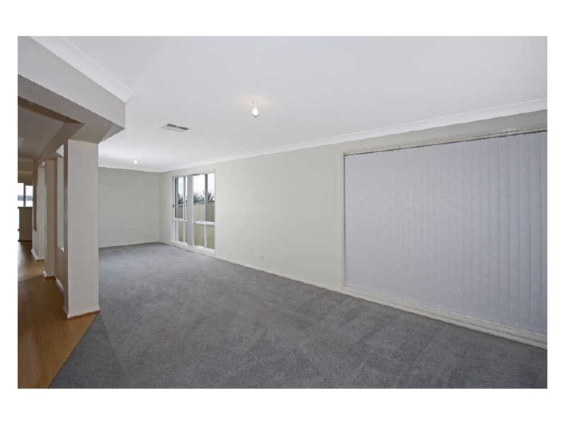 18A Scott Road, Mannering Park NSW 2259