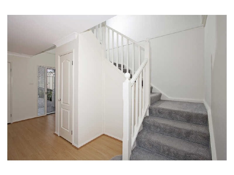 18A Scott Road, Mannering Park NSW 2259