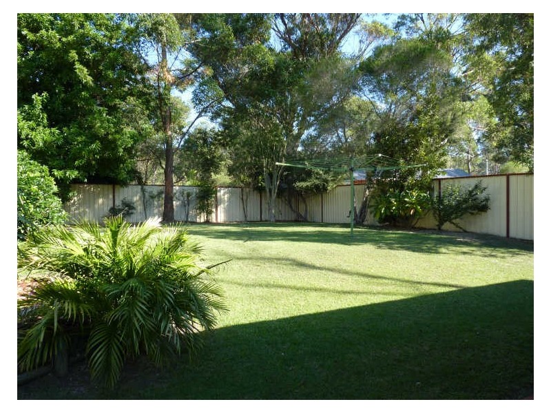 90 Beach Parade, Balcolyn NSW 2264