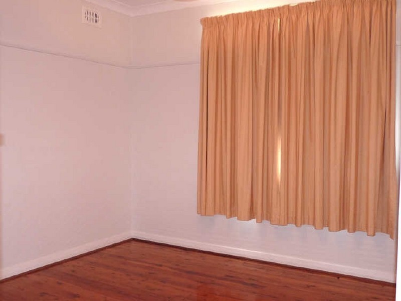 60 Station Street, Morisset NSW 2264