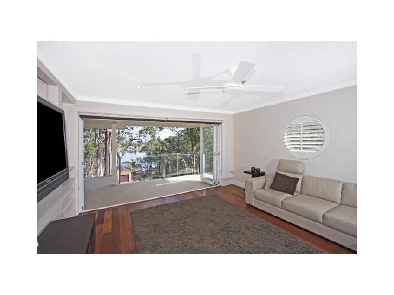 196 Dandaraga Road, Mirrabooka NSW 2264