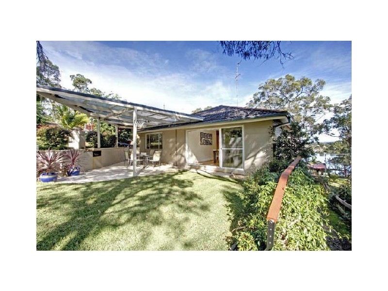 196 Dandaraga Road, Mirrabooka NSW 2264