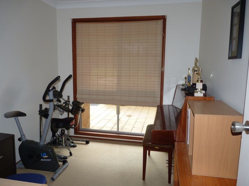 36 Churchill Crescent, Windermere Park NSW 2264