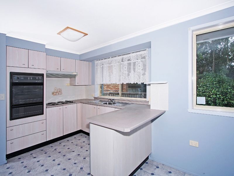 12 Rhodes Parade, Windermere Park NSW 2264