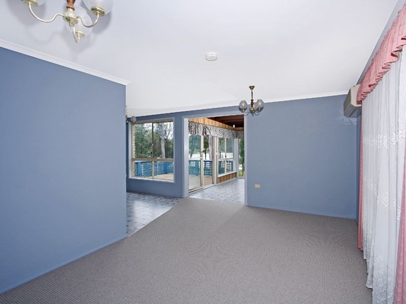 12 Rhodes Parade, Windermere Park NSW 2264