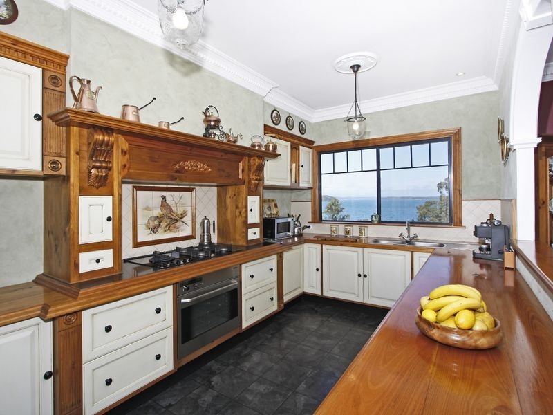 57 Beach Road, Wangi Wangi NSW 2267