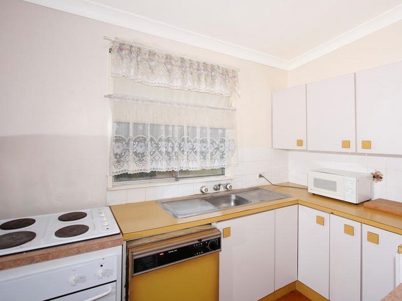 20 Frederick Street, Windermere Park NSW 2264