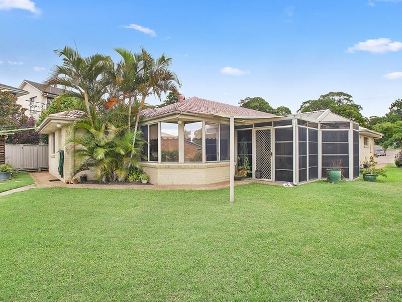 186 Grand Parade, Bonnells Bay NSW 2264