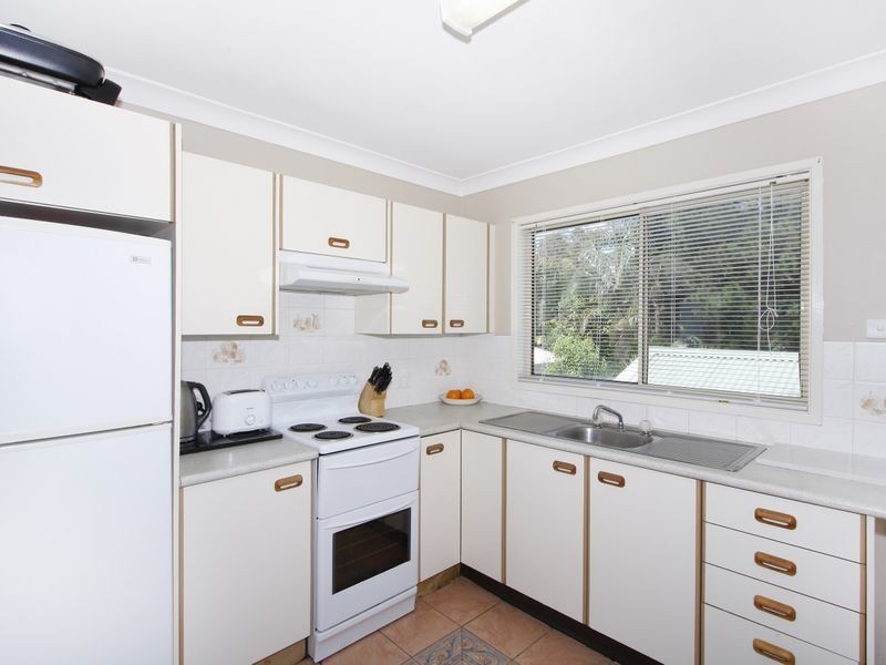11 Hillcrest Road, Mirrabooka NSW 2264