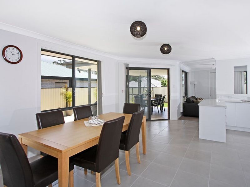 8 Natasha Place, Morisset NSW 2264