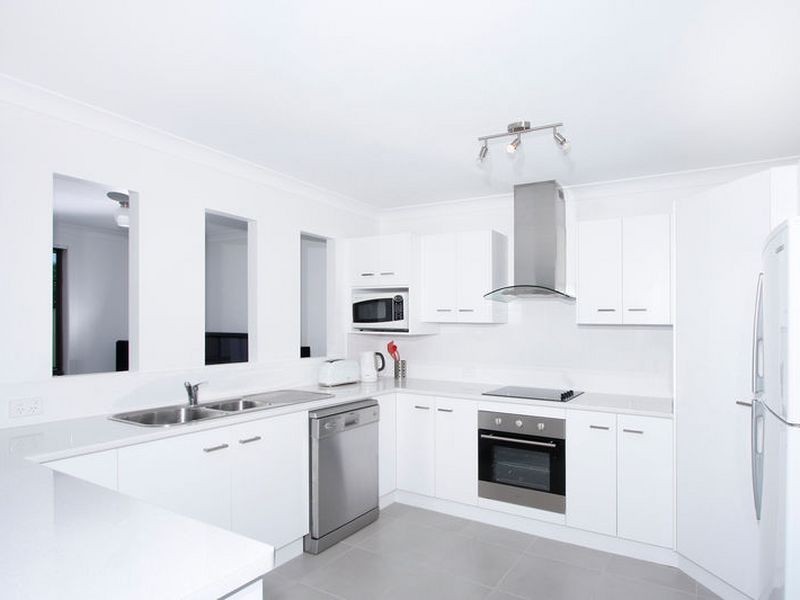 8 Natasha Place, Morisset NSW 2264