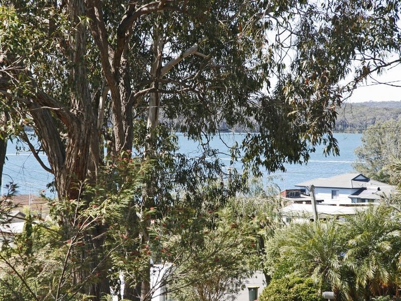28 Maitland Avenue, Sunshine NSW 2264