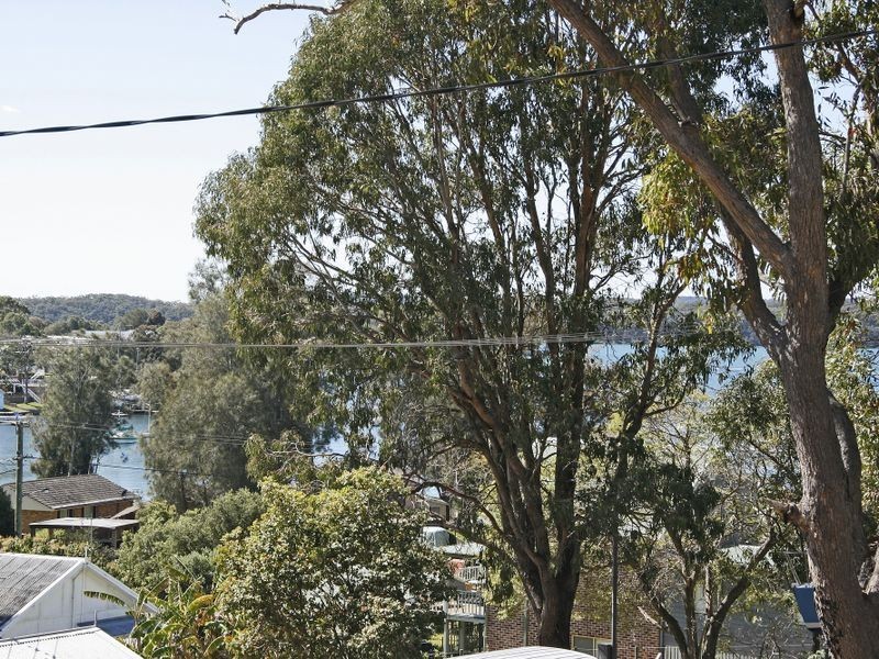 28 Maitland Avenue, Sunshine NSW 2264
