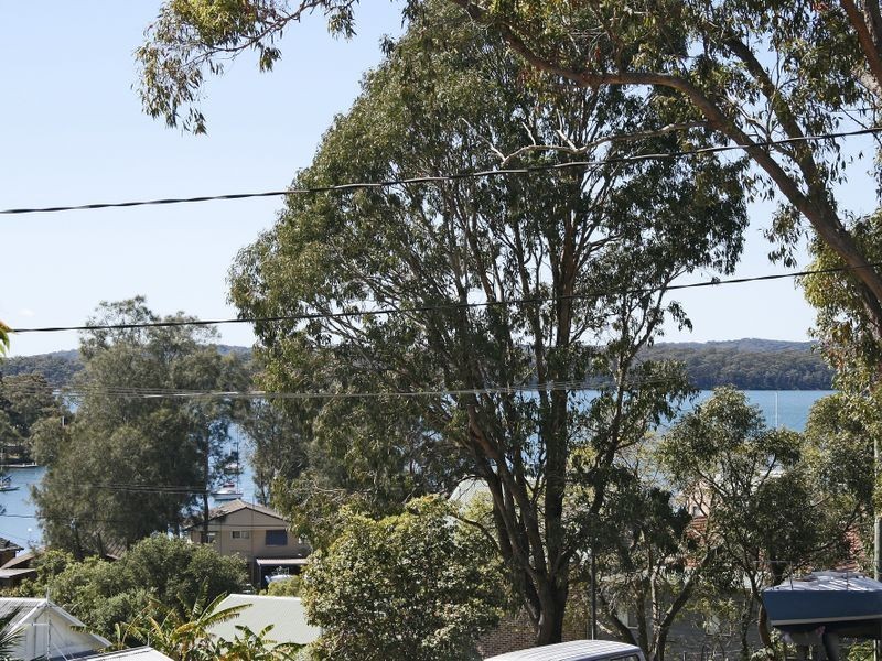 28 Maitland Avenue, Sunshine NSW 2264