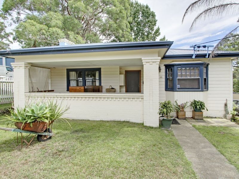 35 Dora Street, Morisset NSW 2264
