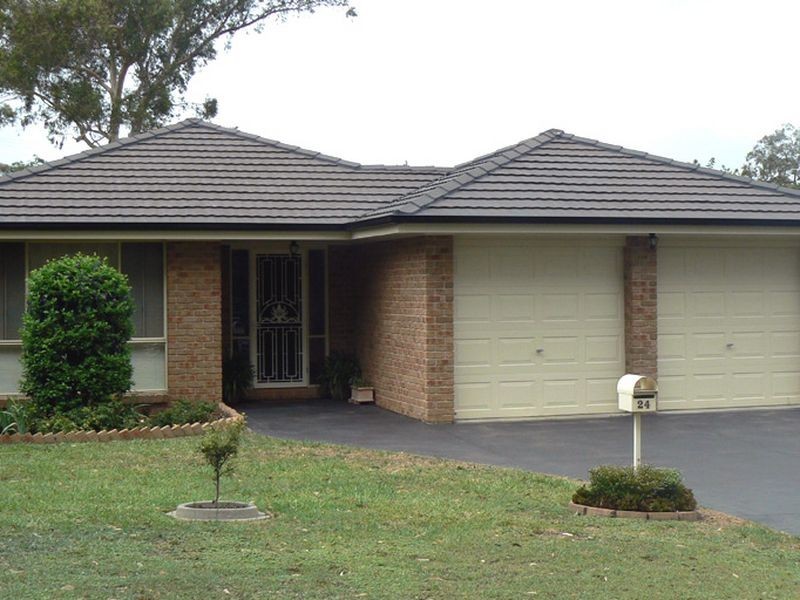 24 Wood Street, Bonnells Bay NSW 2264