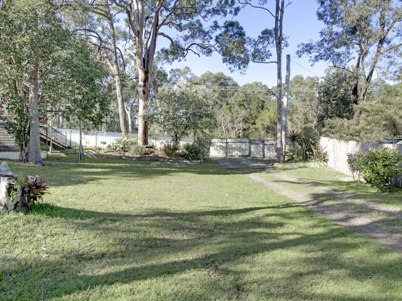 25 Dora Street, Morisset NSW 2264