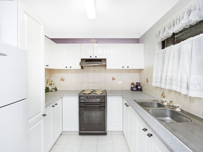 25 Dora Street, Morisset NSW 2264